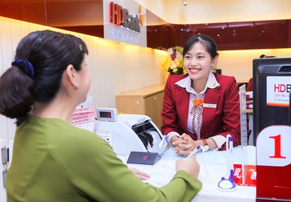 Cổ phiếu cần quan tâm ngày 17/2