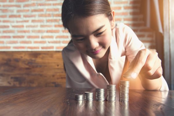 Khối ngoại tiếp tục hãm đà bán ròng, trở lại mua ròng gần 8,5 triệu cổ phiếu trong phiên 14/2