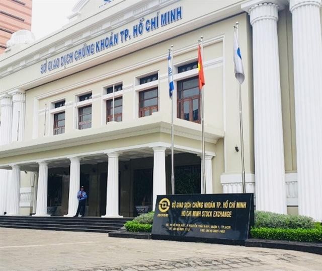 Cùng ngày vận hành hệ thống KRX, HOSE có giao diện website mới