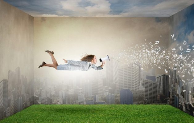 Thị trường tài chính 24h: Chứng khoán khởi sắc, giá vàng thế giới hạ nhiệt về cuối ngày