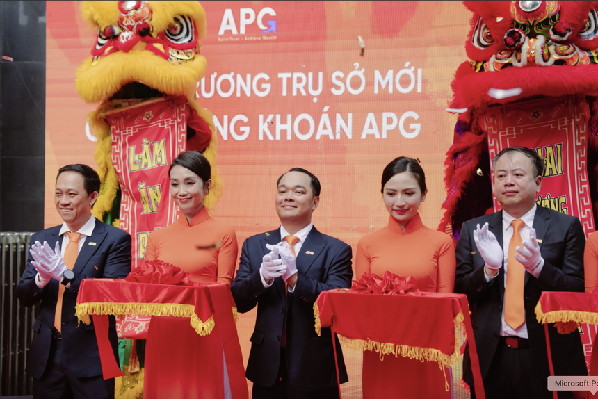 Chứng khoán APG khai trương trụ sở mới, lên kế hoạch tăng vốn mạnh