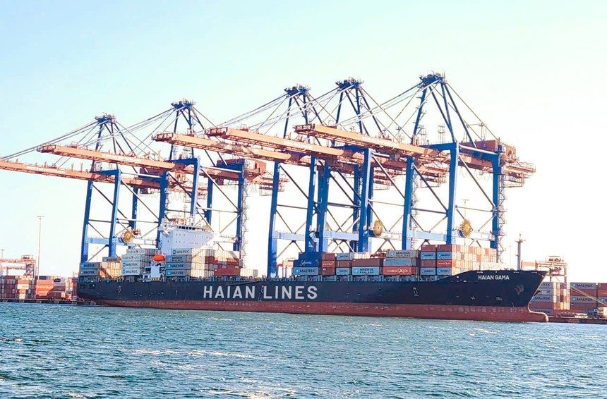Hải An (HAH) đặt mục tiêu lợi nhuận 2025 tăng 33%, dự kiến đóng mới 4 tàu container sức chở 3.000 - 4.500 TEU