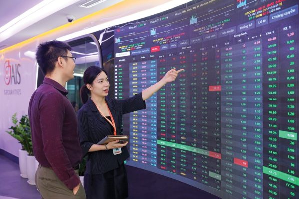 Xuất hóa đơn điện tử: Công ty chứng khoán đã "nhập cuộc"