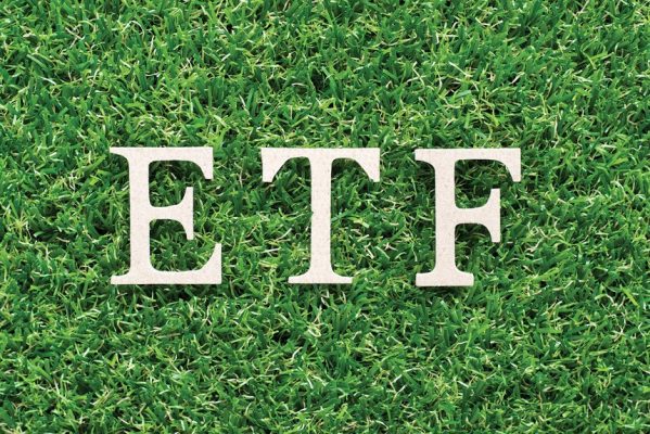 ETF Việt Nam hút tiền mạnh nhất khu vực Đông Nam Á