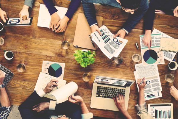 Thị trường tài chính 24h: Chứng khoán có phiên lịch sử