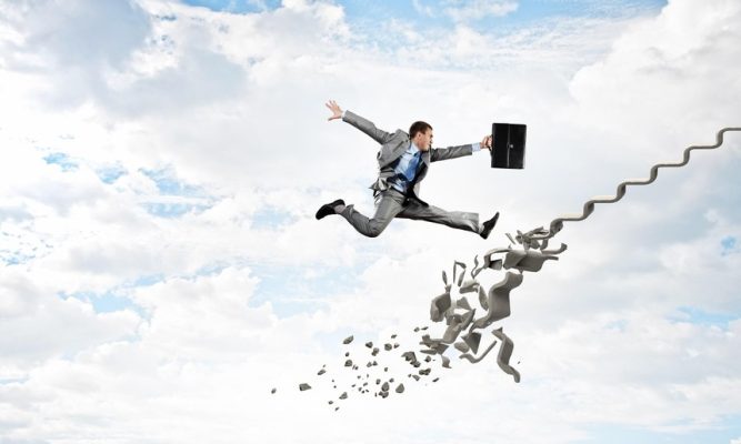 Diễn biến cổ phiếu cần quan tâm tuần qua