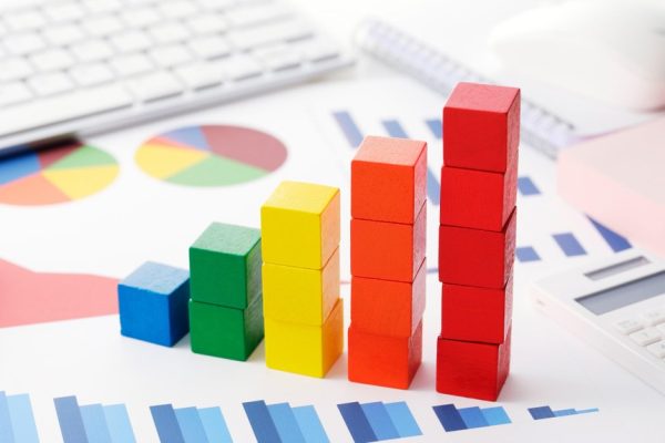 Giao dịch chứng khoán phiên sáng 1/7: Cổ phiếu VCB nâng đỡ, VN-Index tiếp tục nhích lên