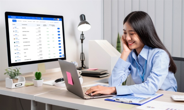 Áp thuế mới, nhà đầu tư sẽ phải tốn nhiều chi phí hơn khi giao dịch trên thị trường. Ảnh: PM