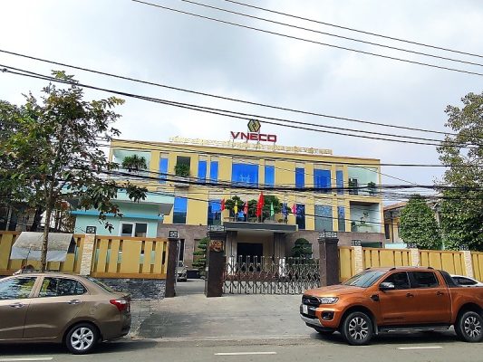 VNECO (VNE) bị phạt vì công bố thông tin sai lệch, chậm nộp các báo cáo bằng tiếng Anh