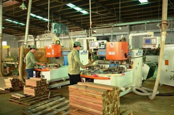 Phú Tài (PTB) thay đổi tỷ lệ chào bán cổ phiếu cho cổ đông hiện hữu do giải thích nhầm