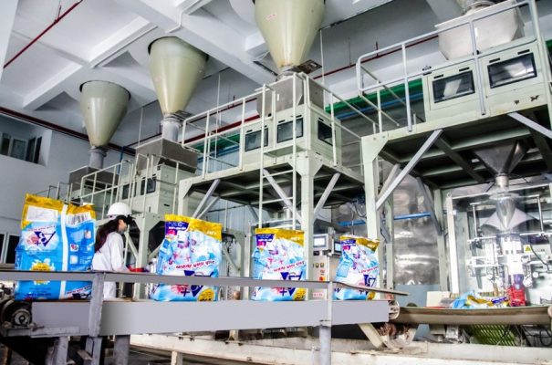 Đức Giang (DGC) báo lãi tăng 9% trong nửa đầu năm, hơn 12.000 tỷ đồng đang nằm trong ngân hàng