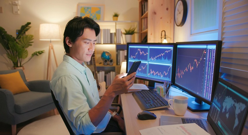 Giao dịch chứng khoán khối ngoại ngày 19/8: Miệt mài xả bluechip, bán ròng hơn 1.500 tỷ đồng