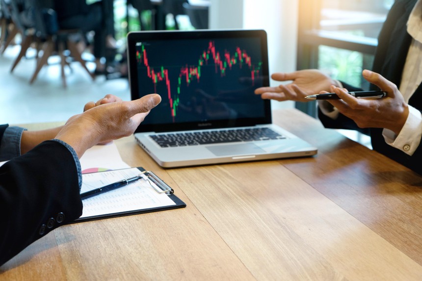 Giao dịch chứng khoán phiên sáng 7/8: Đã có những rung lắc nhất định