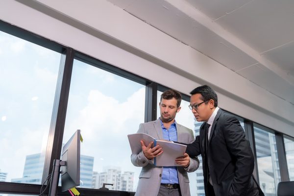 Khối ngoại bán ròng khi thị trường được nâng hạng, có đáng lo?