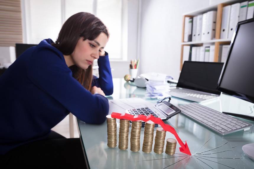 Giao dịch chứng khoán sáng 11/9: Áp lực bán dâng cao, VN-Index lùi về sát mốc 1.600 điểm