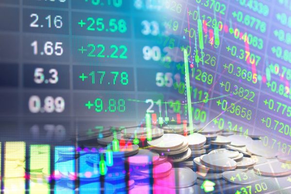 Phiên giao dịch sáng 1/10: VN-Index hồi nhẹ, thanh khoản sụt giảm
