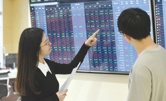 Triển vọng nhóm cổ phiếu bất động sản, chuyên gia "gợi ý" 3 chữ cái