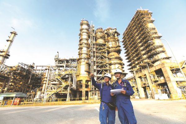 Cổ phiếu cần quan tâm ngày 17/10