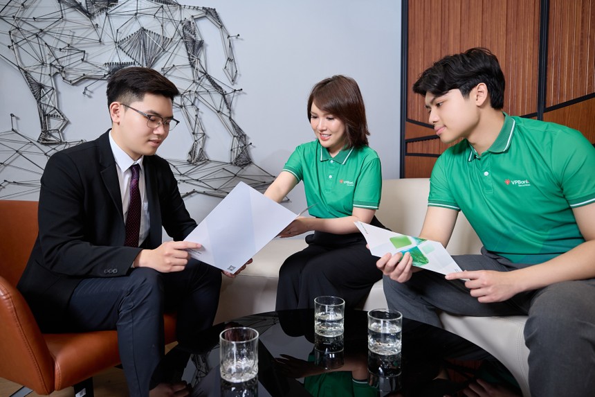 Hoàn thành IPO, VPBankS huy động gần 13.000 tỷ đồng, lên top 2 vốn chủ sở hữu