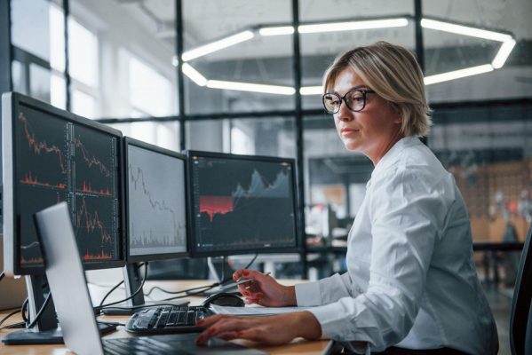 Giao dịch chứng khoán khối ngoại ngày 11/11: Bán ròng chưa tới 77 tỷ đồng