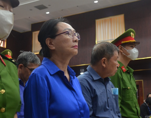 vietstock_s_vu-an-truong-my-lan-van-thinh-phat-chi-tien-dot-6-cho-42000-trai-chu_20251227213227 Bà Trương Mỹ Lan trong một phiên tòa. Ảnh: Tân Châu