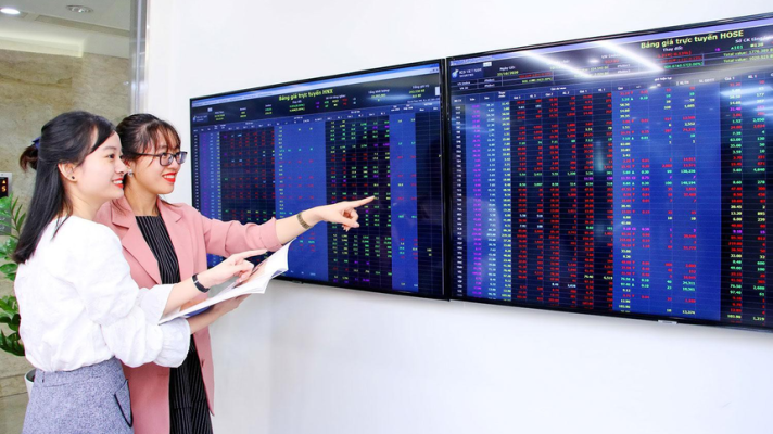 Giao dịch chứng khoán sáng 30/1: Nhiều mã lớn khởi sắc, VN-Index tiếp tục tiến bước