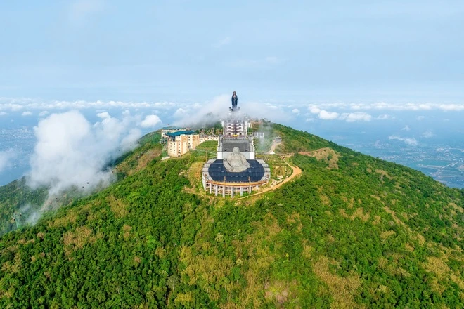 nui-ba-den-6099-5979 Núi Bà Tây Ninh