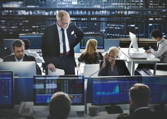 Ồ ạt xả bluechip, khối ngoại bán ròng hơn 1.840 tỷ đồng trong phiên 28/1