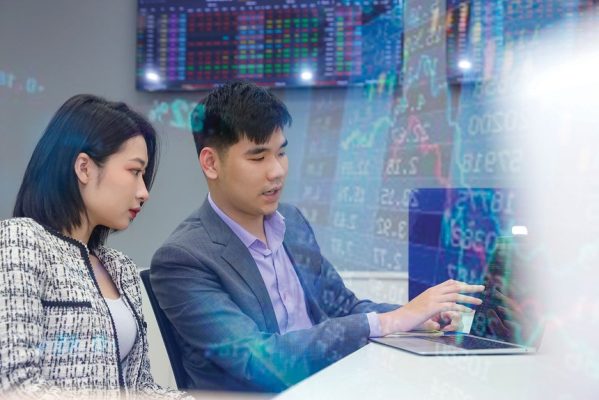 Biến động giá cổ phiếu ngân hàng “quốc doanh” hiện nay mang nhiều yếu tố ngắn hạn