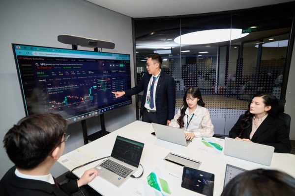 Chu kỳ mới dần hình thành