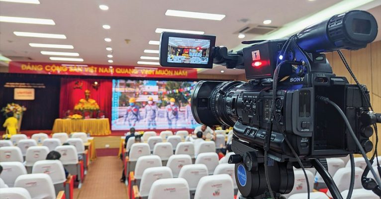 ĐHCĐ hybrid không chỉ là giải pháp tiết kiệm chi phí mà còn là bước chuyển trong tư duy quản trị theo hướng lấy cổ đông làm trung tâm