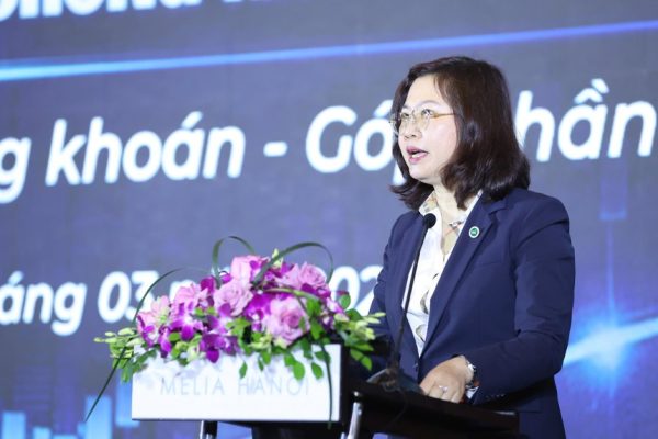 Bà Vũ Thị Chân Phương, Chủ tịch UBCKNN. Ảnh: Dũng Minh