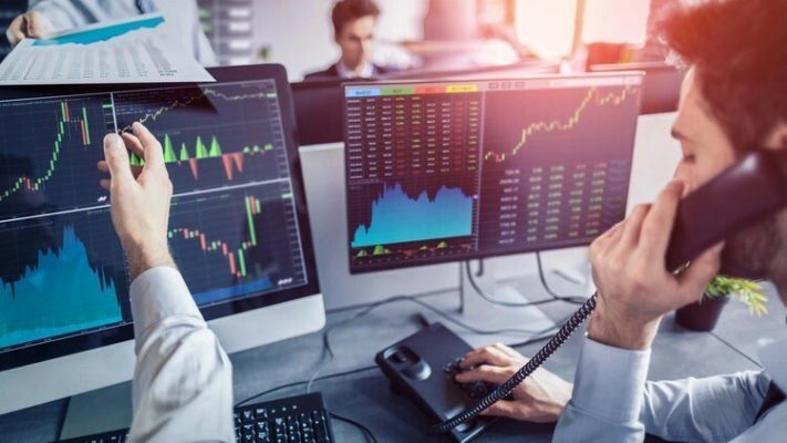 Dòng tiền lớn mua chủ động các cổ phiếu cơ bản định giá thấp, khối ngoại gom hơn 108 triệu HPG 3 phiên đầu xuân