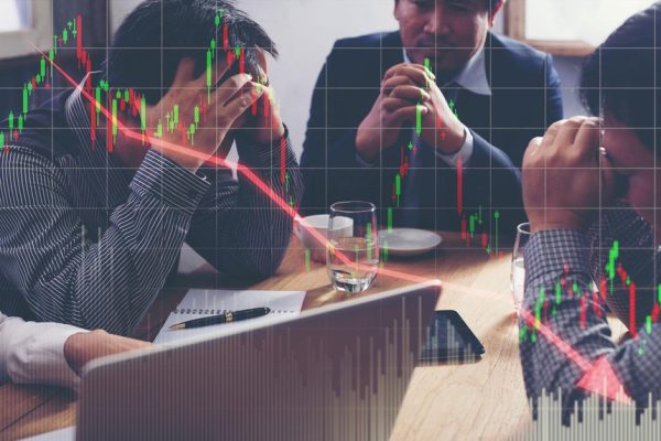 Căng thẳng Trung Đông leo thang, nhóm cổ phiếu nào hưởng lợi?