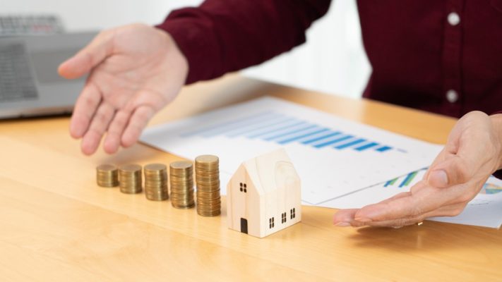 Giao dịch chứng khoán phiên sáng 24/2: Thị trường phân hóa, VN-Index giằng co nhẹ