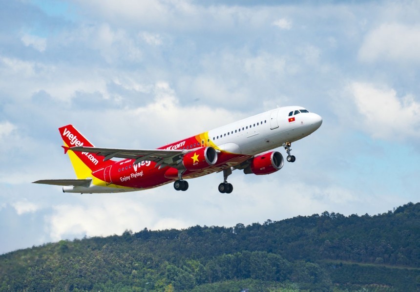 01-1485-8282 Vietjet (VJC): Con trai bà Nguyễn Thị Phương Thảo đăng ký mua 2 triệu cổ phiếu