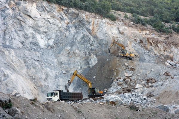 Apatit Việt Nam (PAT) chậm nộp Báo cáo kiểm toán năm 2025 do tài liệu kế toán đang bị niêm phong