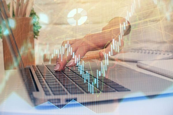 Chứng khoán bùng nổ, VN-Index tăng gần 80 điểm