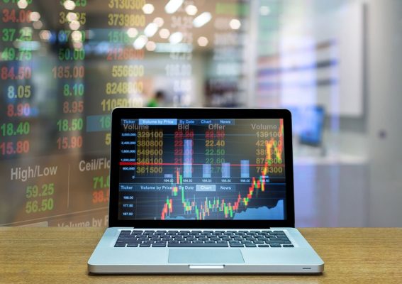 Cổ phiếu VIC tăng trần, VN-Index lên mức cao nhất trong 1,5 tháng