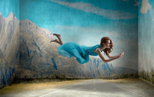 Top 10 cổ phiếu tăng/giảm mạnh nhất tuần: Cổ phiếu VIC dẫn sóng