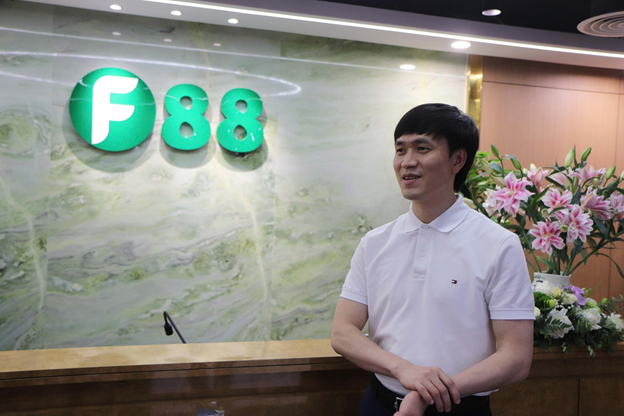 f88-ngay-13-05