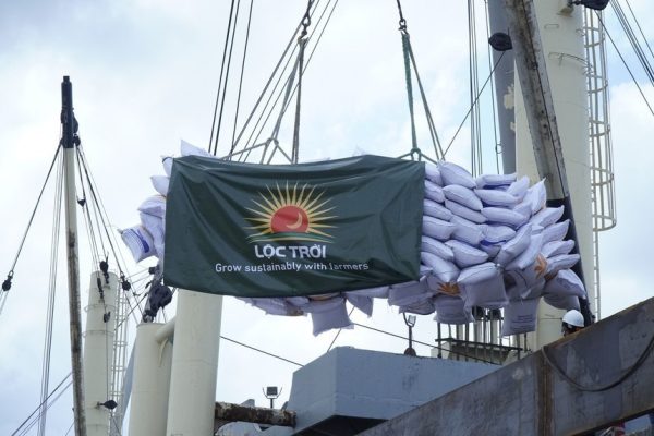 Cổ phiếu Lộc Trời (LTG) được đưa ra khỏi diện cảnh báo từ ngày 1/6
