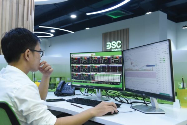 Dữ liệu lịch sử cho thấy gì về nhịp tăng hiện tại?