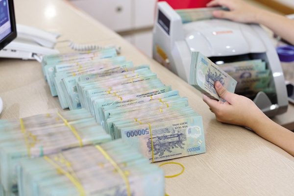 Tái phân bổ tín dụng bất động sản: 3 nhóm ngành đón cơ hội mới