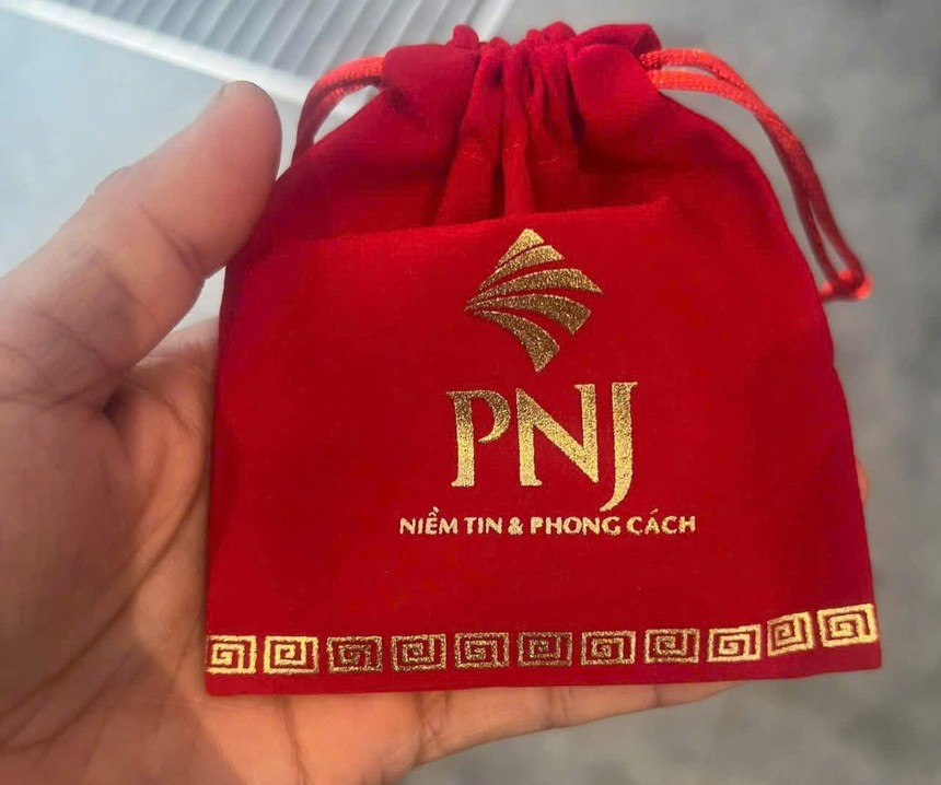 pnj1-50-587 PNJ giải phóng hàng tồn kho phình to thế nào?