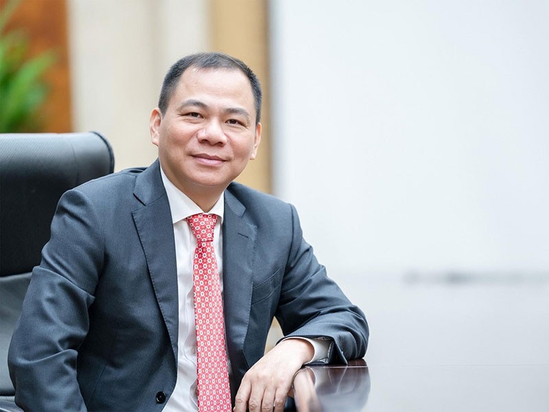 ty-phu-pham-nhat-vuong-nghi-ngo-nang-luc-cua-vinfast-la-khong-co-co-so1714027836-2866 Tỷ phú Phạm Nhật Vượng trở thành cổ đông lớn thứ 2 và thứ 3 tại LPBank