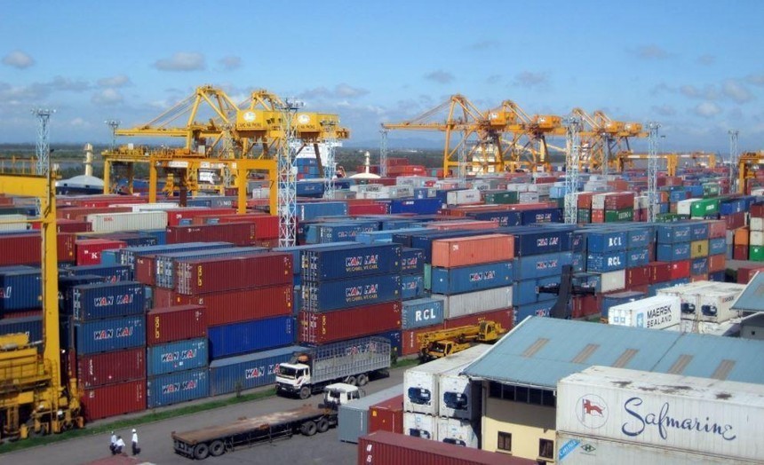 01-2431-2417 Cảng Sài Gòn (SGP) không đáp ứng điều kiện công ty đại chúng