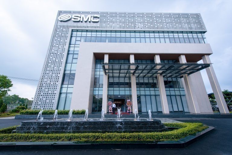 01-8929-8219 Cổ phiếu dưới mệnh giá, SMC huỷ kế hoạch phát hành hơn 3,68 triệu cổ phiếu ESOP