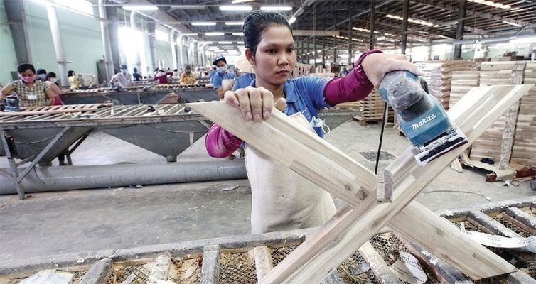 Sức mua của thị trường nội thất trong nước phục hồi chậm và cạnh tranh ngày càng gay gắt
