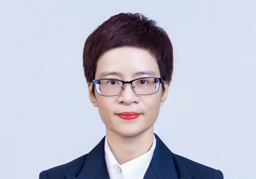 ba-trang-1-5839-8428-1 Phạm Thị Huyền Trang - Tổng giám đốc Eximbank